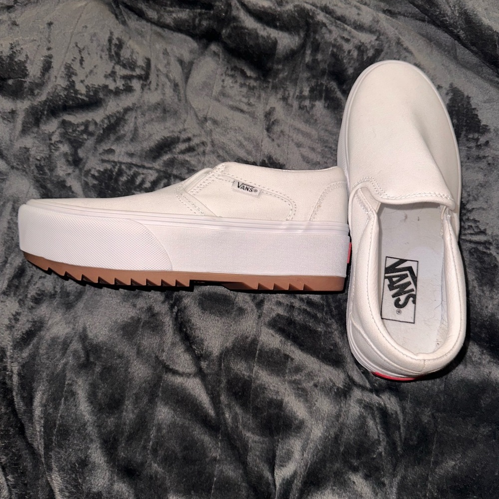 Vans white Asher st slip on platforms- women’s size 6.5